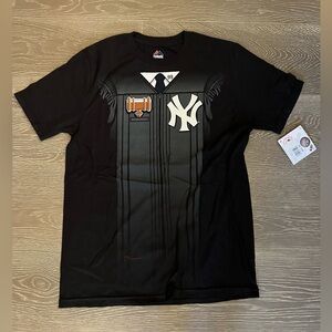 Aaron Judge youth t-shirt size Large new with tags